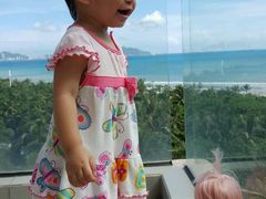 -三亚湾海居铂尔曼度假酒店