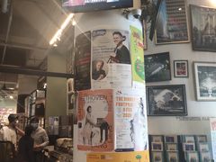 -百老汇电影中心(油麻地店)