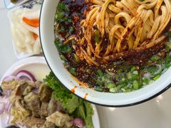 -伊穆祥牛肉面总店·清真