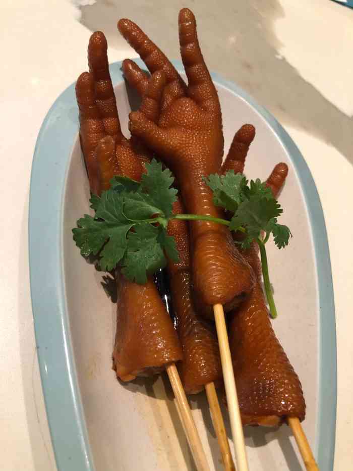 寻潮记百年银屏(致越优城店)-"这里聚餐还是很赞的 人均100 吧 但是.