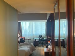 -上海浦东假日酒店