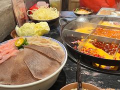 -周小明火锅(黑金冠社区店)