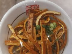-呼啦面馆·头牌豌杂面(爱琴海店)