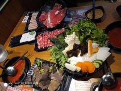 -呷哺呷哺 黄金牧场 (盛世天骄店)