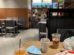 大堂-肯德基(东直门来福士店)