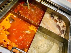 -海底捞火锅鲜切牛肉主题店(长寿路店)