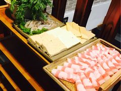 -疯狂的筷子老灶九宫格火锅