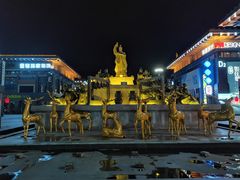 -陈仓老街美食天地
