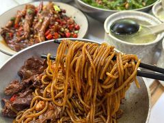 -粉观右江西鲜辣米粉(天地店)