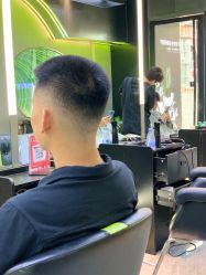 -不迫先生专业男士剪发