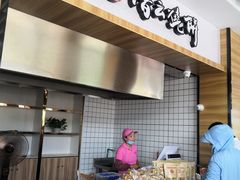 -鹰潭服务区-停车场