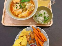 -théATRE茶聚场·餐厅(环球金融中心店)