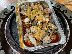 -茸梅路右拐龙虾-农家菜(松江店)