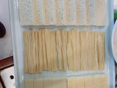 -皇城老妈·大连海鲜火锅(港湾店)