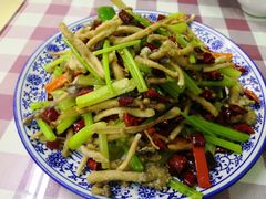 蛋黄焗茶树菇-天津外国语大学（马场道校区）食堂