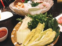 -金陵饭店 56F 家·海鲜火锅餐厅