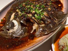 -八府香鸭·啫啫煲(华山路店)