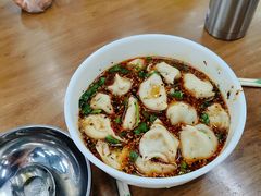 酸汤牛肉水饺-回坊马二饺子馆