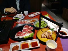 -山之屋炭火烧肉·生啤畅饮(大朗万科中央公园店)
