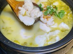 -九锅一堂酸菜鱼(学府凯德店)