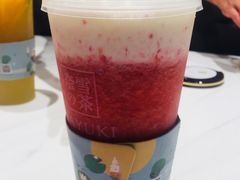 -奈雪的茶(湖滨银泰in77C区PRO店)