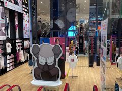 -优衣库(深圳万象天地旗舰店)