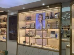 -世纪大明眼镜·林德伯格·蔡司官方授权店(武昌旗舰店)