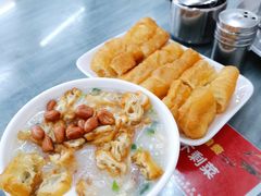 艇仔粥-穗银肠粉店(东川路店)