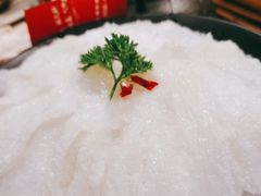-老牌坊云南鱼豆花火锅(哈西万达店)