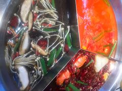 -两个庆火锅公司(昌平府学路店)