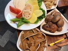 -香佰里鲜货火锅(佳乐金街店)