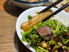 -黄泥岗·地道湖北菜(奥特莱斯店)