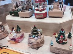 -猫的天空之城概念书店(杭州南宋御街店)