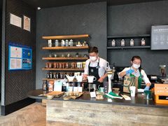 -星巴克(七宝领展广场1F店)