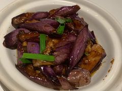 -八府香鸭·啫啫煲(华山路店)
