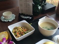 -碧露轩·大益茶体验馆(镇江路店)