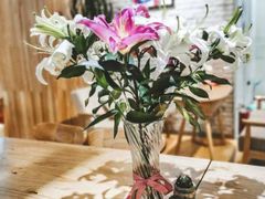 -藏猫猫咖啡主题馆(中央大道店)