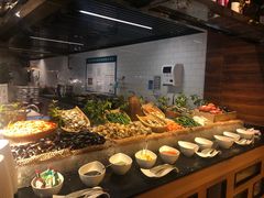 自助取餐区-OPEN開全日自助餐厅·西餐·海鲜(佛山希尔顿酒店)