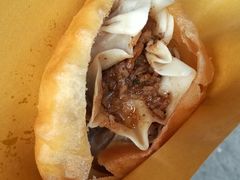 油饼包烧卖-生烫牛肉粉
