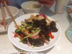 -小鱼小牛·鱼牛干锅·脆鱼火锅(世欧广场店)