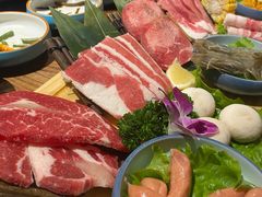 -明洞阿姨·韩式酱蟹烤肉·创意料理(三元桥店)