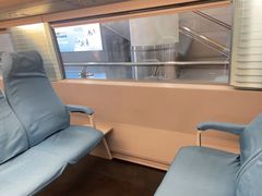 -龙阳路磁悬浮列车总站-停车场