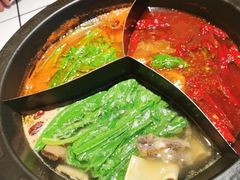 -巴卤社老火锅(财富店)
