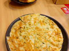 家常葱油饼-宏状元现熬粥·京味菜(黄寺大街店)