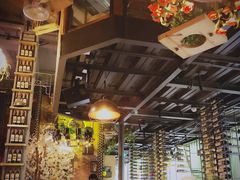 -胡桃里音乐餐厅(陶溪川店)(川湘赣菜·世界百大酒庄直供红酒·音乐表演)