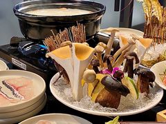 -牛牛和牛海鲜粥底火锅(长虹国际城店)