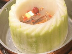 -得意咚瓜·顺德鱼生·冬瓜火锅(深圳首店)