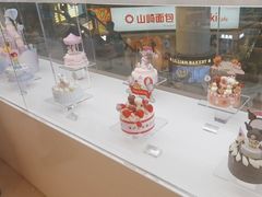 -好利来(上海长宁龙之梦店)