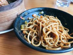 热干面-莲餐厅·湖北菜·藕汤是头牌(愚园路店)