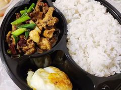 黄焖鸡盖饭-益恒饭店乡间白族菜(古城总店)